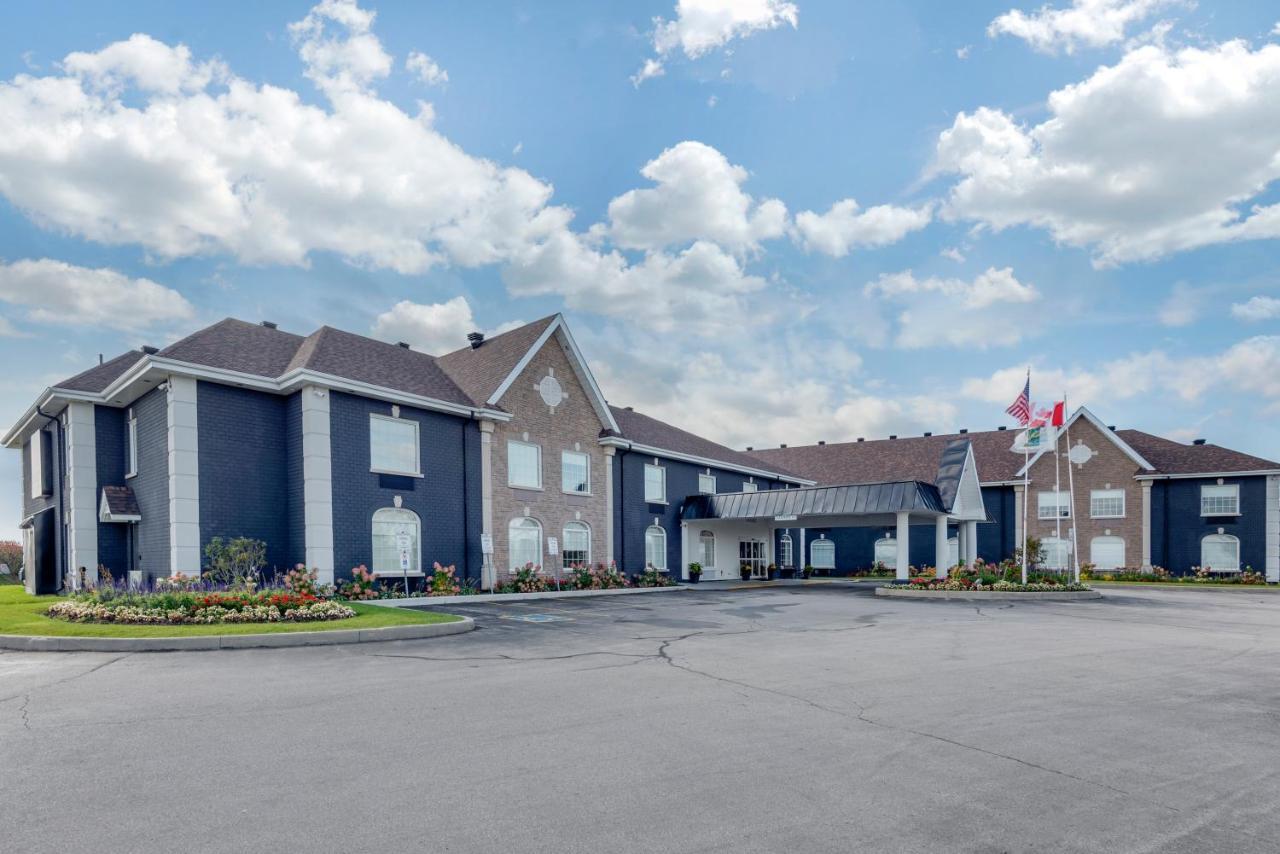 Quality Inn & Suites Oakville Oda fotoğraf