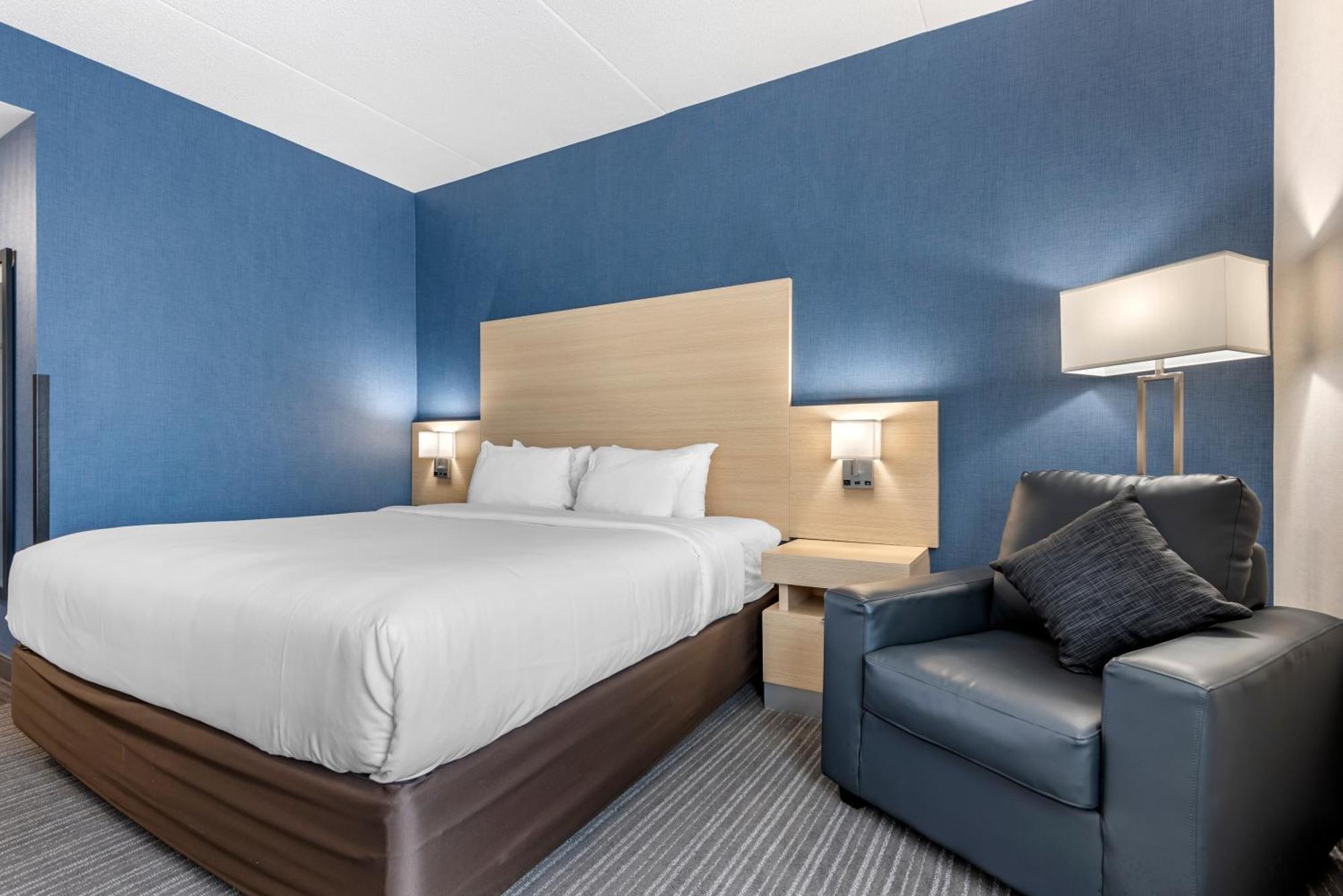 Quality Inn & Suites Oakville Oda fotoğraf