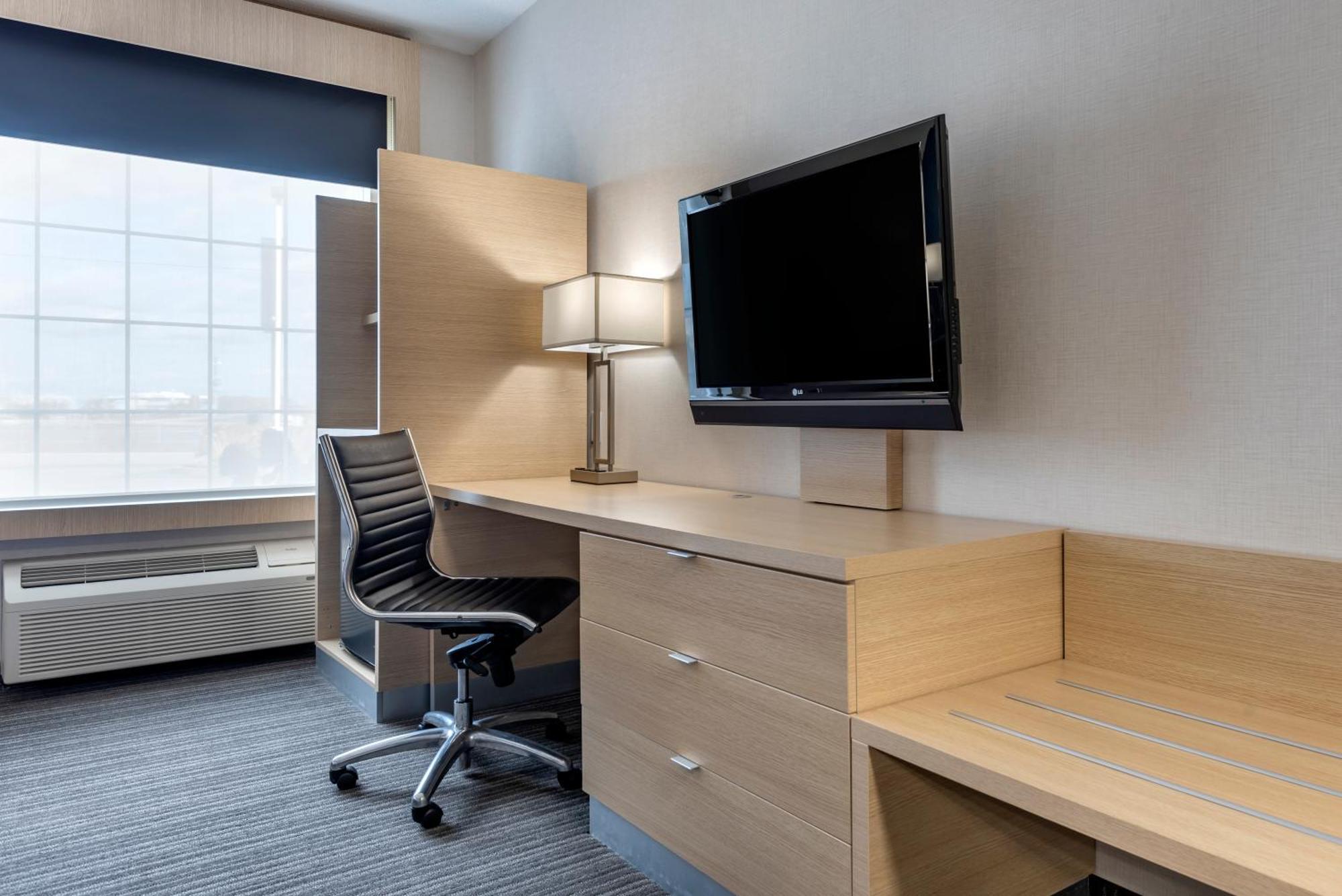 Quality Inn & Suites Oakville Oda fotoğraf